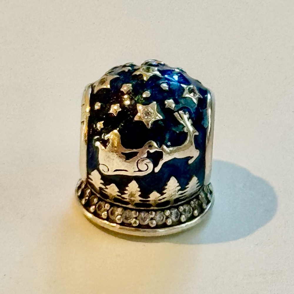 Retired Pandora Blue Christmas Snow Globe Charm💙🎄❄️